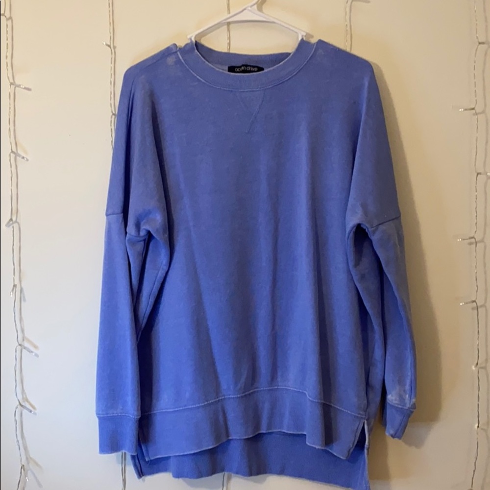 Long sleeve oversized crew neck